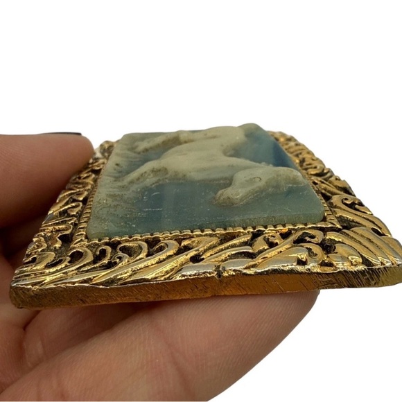 Incolay Vintage Belt Buckle Horse Running Wild Stone 3 1/8” x 2 1/8” Gold Tone - Picture 7 of 8